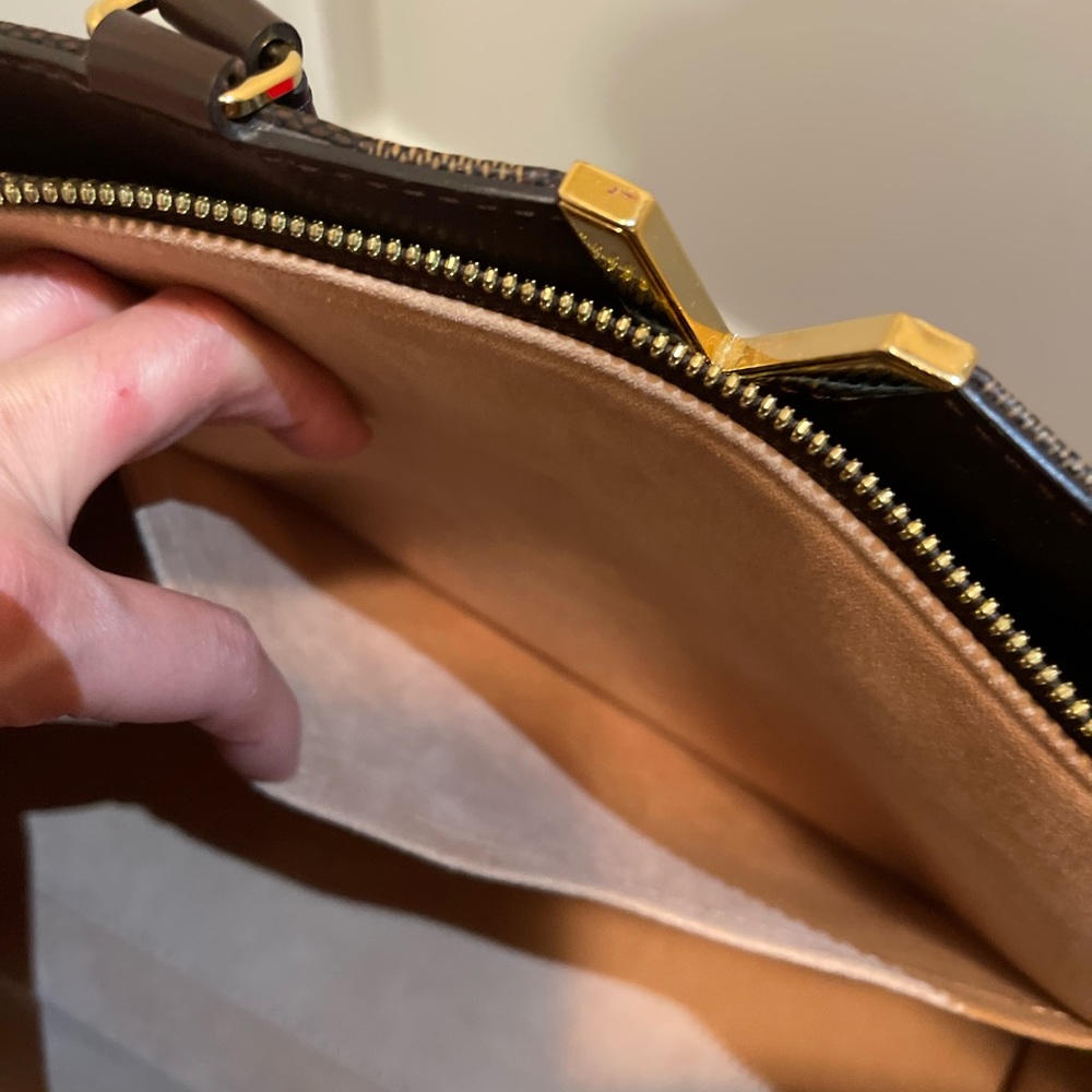 Louis Vuitton Kensington Bowling - Picture 7 of 15